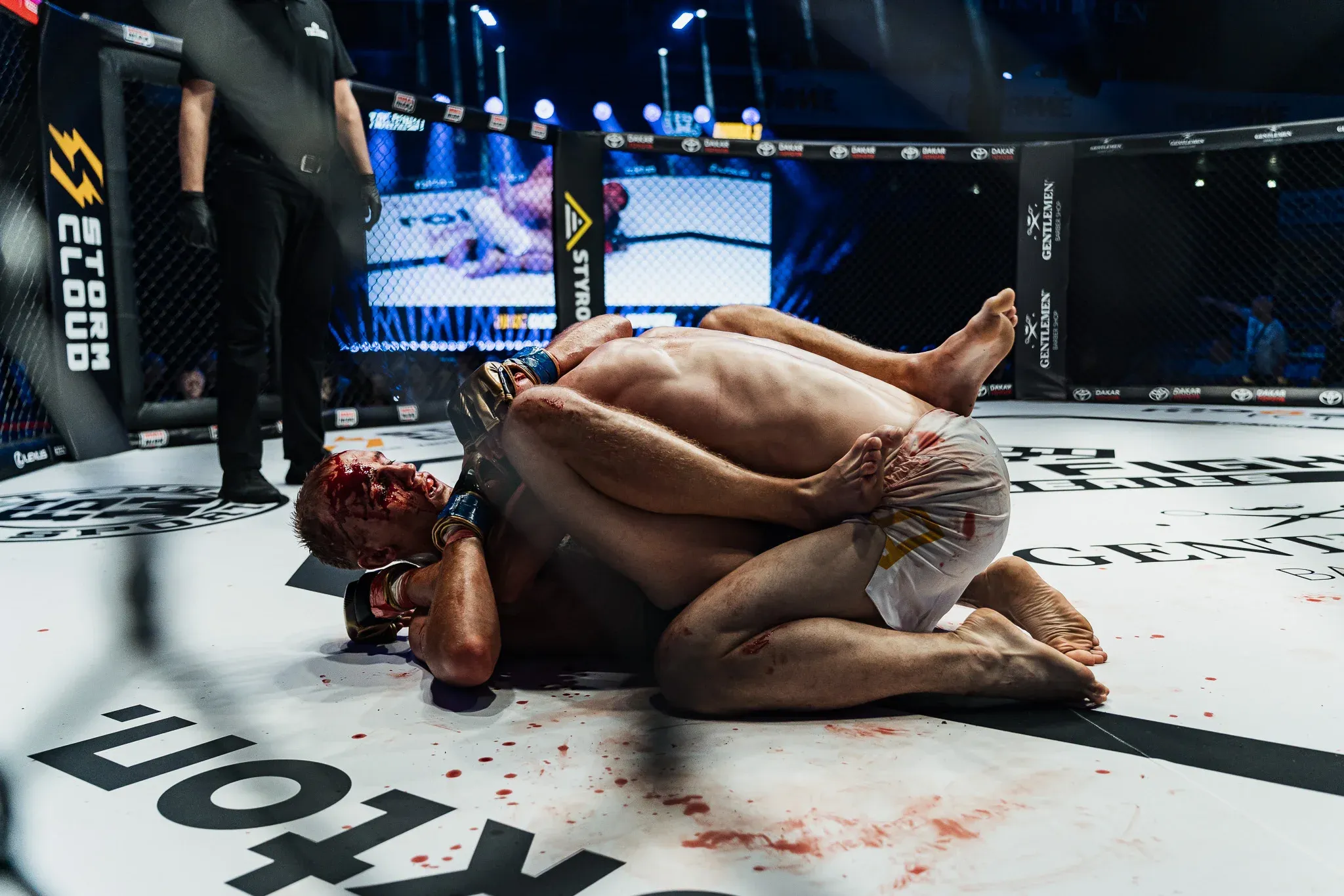 Zdjęcie 54 z gali Top Fight Series: Gentlemen Barber Shop Edition
