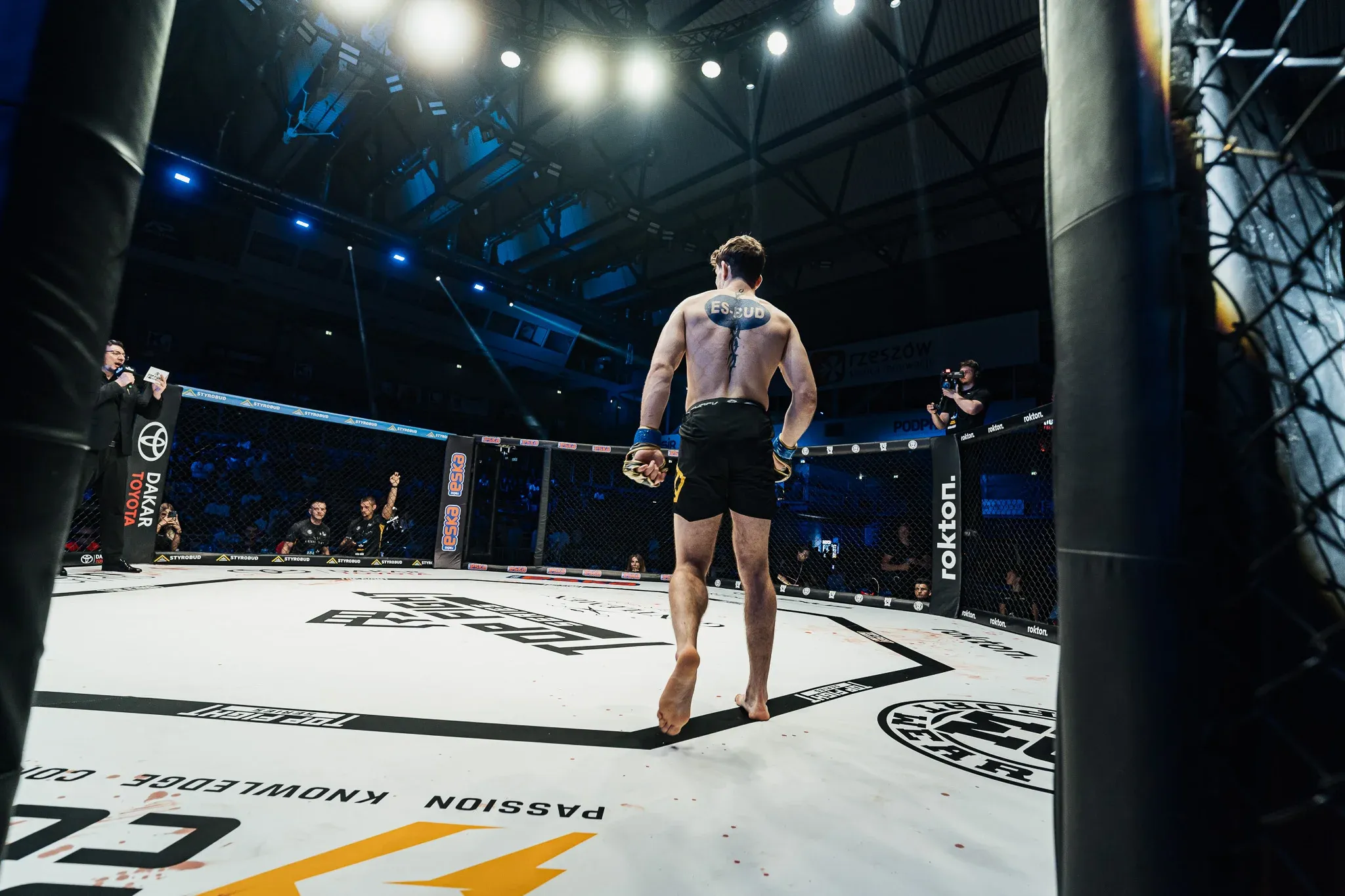 Zdjęcie 144 z gali Top Fight Series: Gentlemen Barber Shop Edition