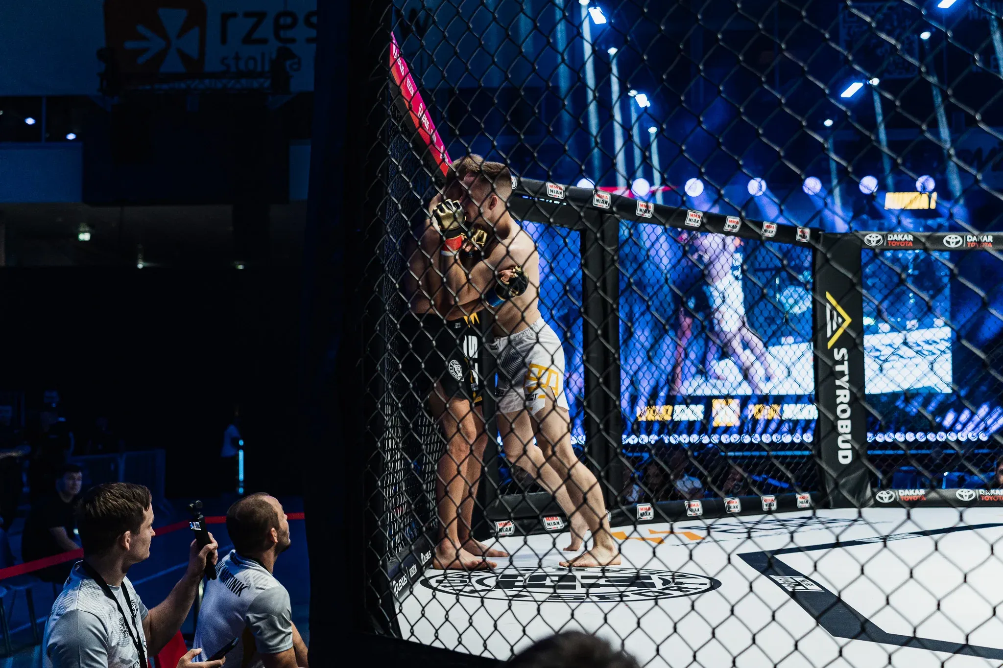 Zdjęcie 50 z gali Top Fight Series: Gentlemen Barber Shop Edition